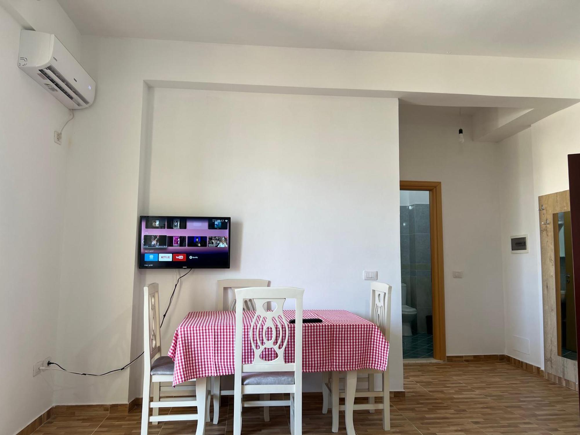 אוריקום 360 Degree Sea & Mountain Panorama View Apartments With Grand Terrace מראה חיצוני תמונה